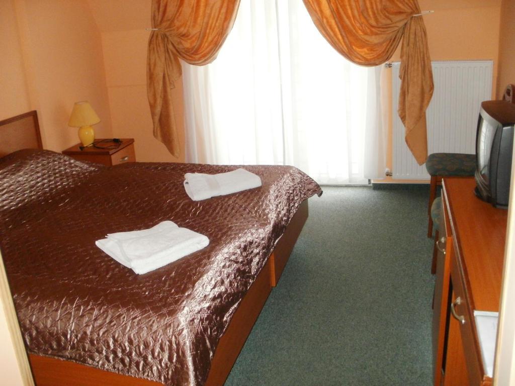 Strand Hotel Bogács Kamer foto