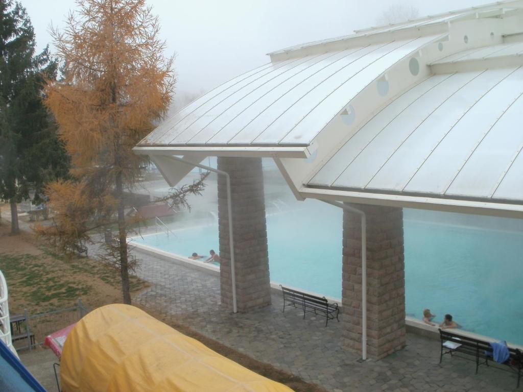 Strand Hotel Bogács Buitenkant foto